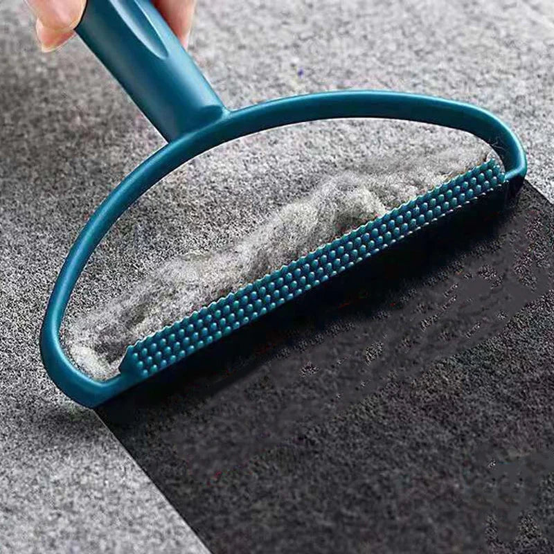Double-Sided Portable Lint Remover and Pet Hair Brush for Fabrics and Carpets
